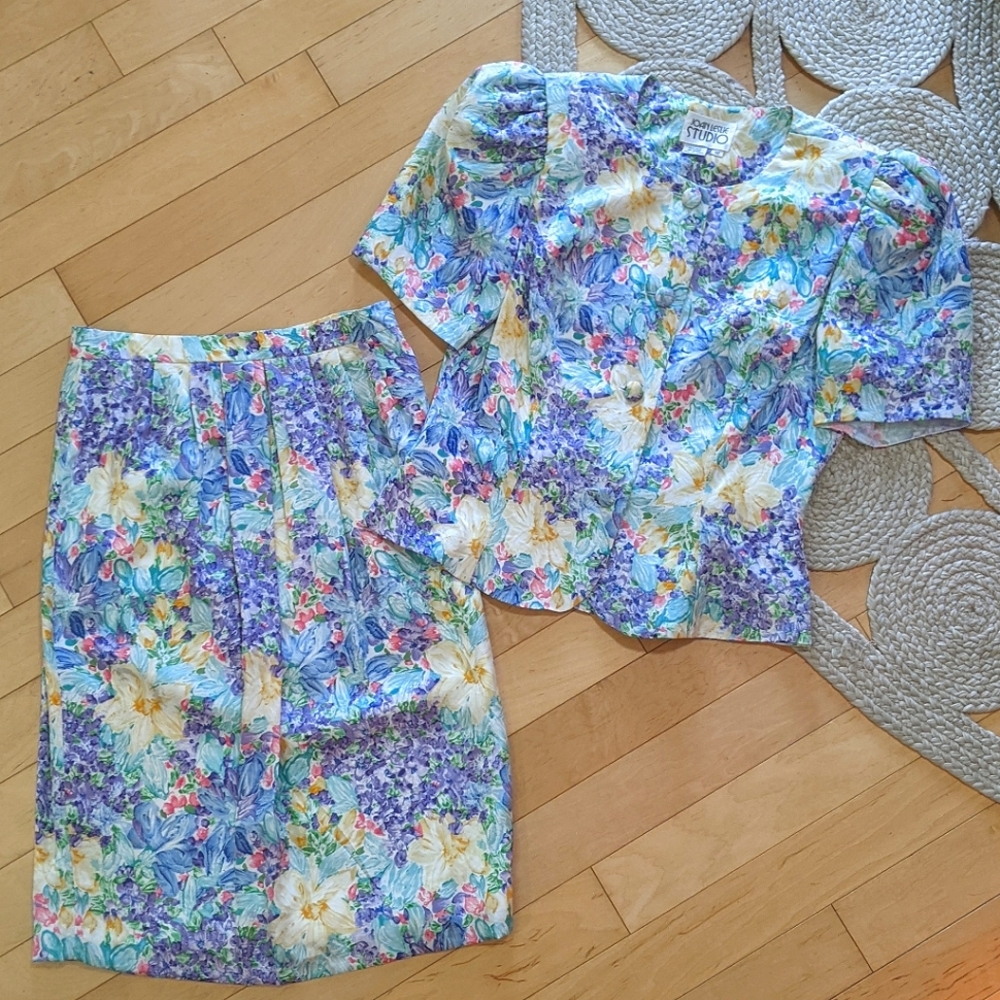 Vintage SILK watercolor floral two piece skirt suit dress